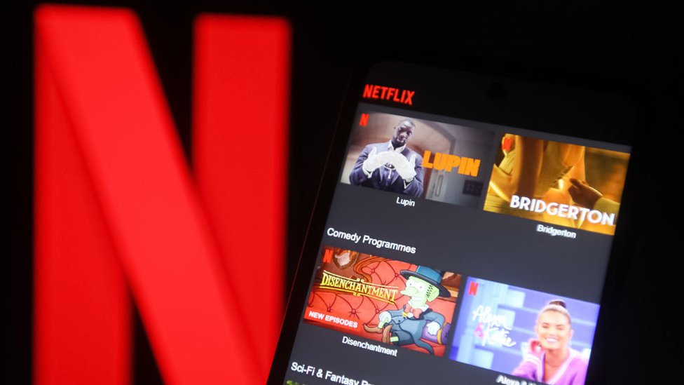 Netflix es ahora el eslabón débil del streaming. La solución a futuro probablemente pase por los anuncios