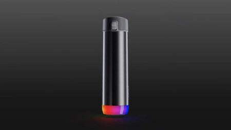 Apple vende esta botella inteligente en exclusiva en la Apple Store, con conexión a HealthKit y el Apple Watch
