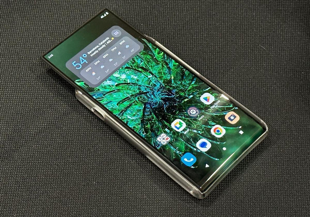 Ni megapíxeles ni RAM. La actual guerra en móviles está en los nits de la pantalla