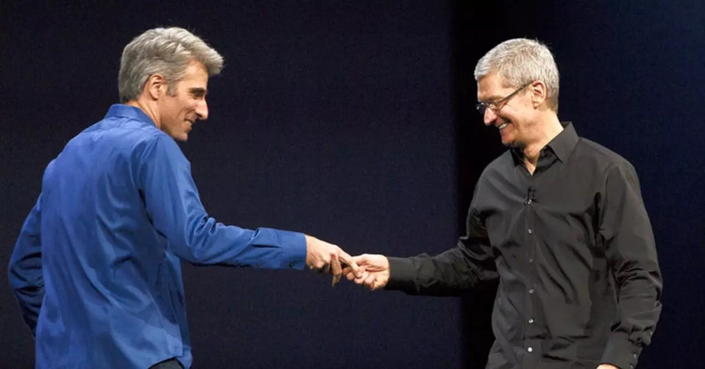 Tras la marcha de Tim Cook, ¿quién coge el mando de Apple?