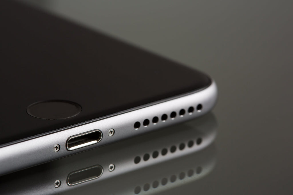 Cómo limpiar los altavoces del iPhone para que suenen como el primer día