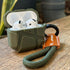 COVER PREMIUM HARD CASE VERDE CON LLAVERO AIRPODS 4ta GEN / AIRPODS PRO 3