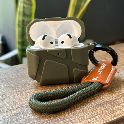 COVER PREMIUM HARD CASE VERDE CON LLAVERO AIRPODS 4ta GEN / AIRPODS PRO 3