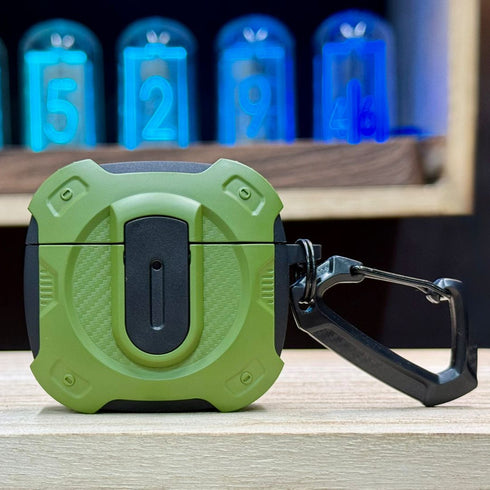 COVER PREMIUM HARD CASE VERDE CON BROCHE AIRPODS 4 GEN