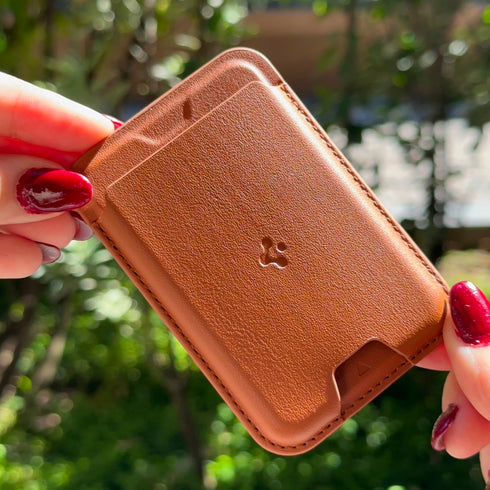 WALLET MAGNETICO CUERO SPIGEN